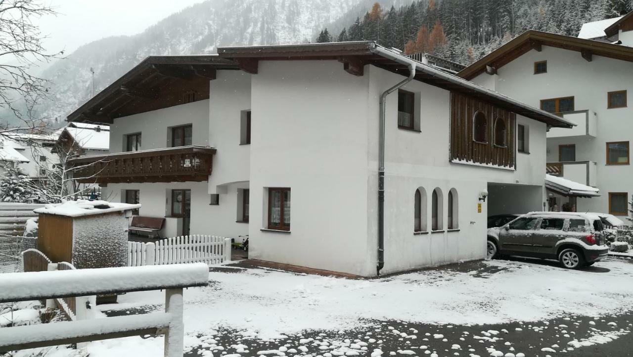 Apartamento Haus Huter Kaunertal Exterior foto